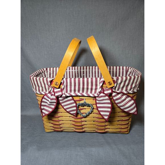 Longaberger 1998 Cherished Memories Sweetheart basket set w/ red accent weaving - Picture 1 of 8